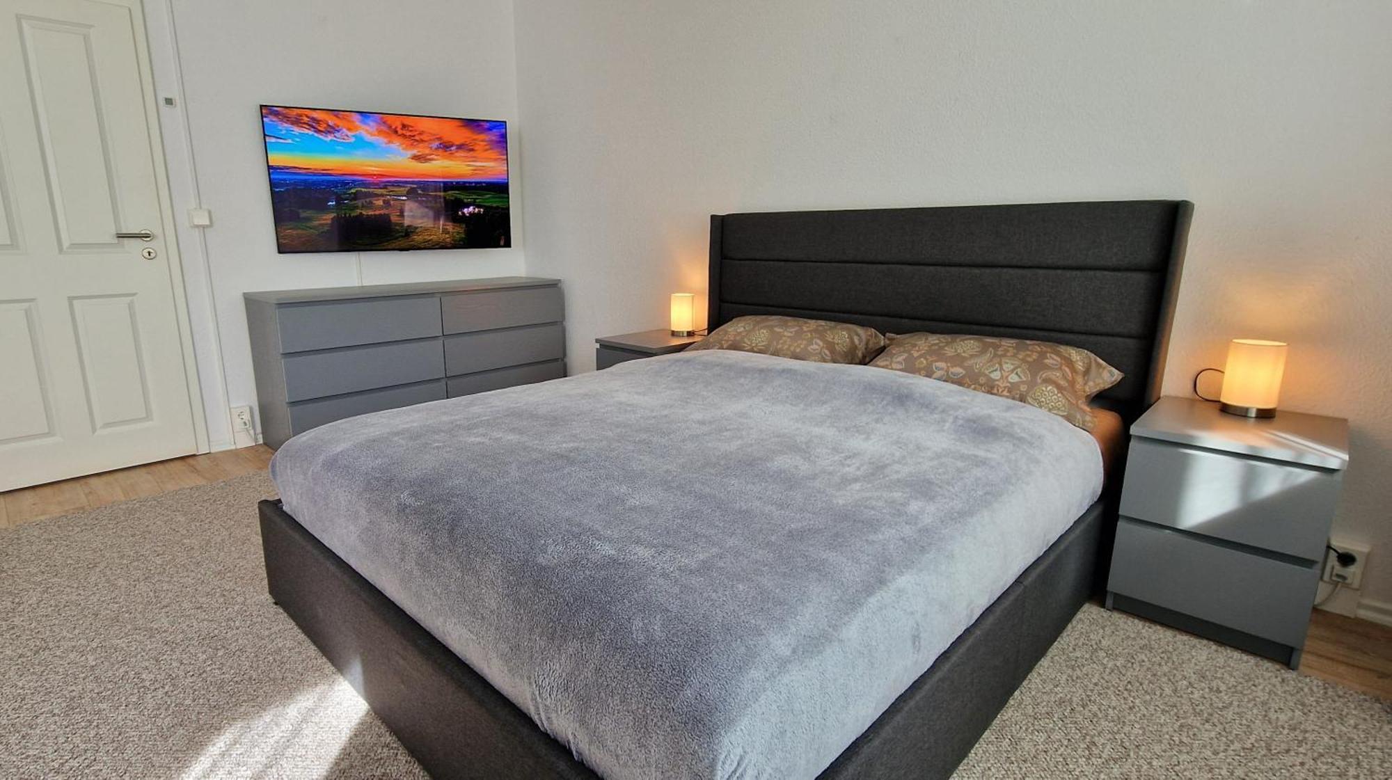 Zentrum Apartment - Oled Tv - Ps4 - Balkon - Parking Хемниц Экстерьер фото